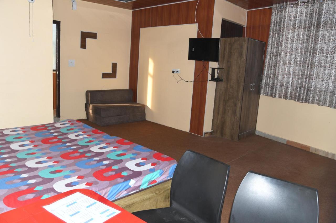 Hotel Mountain View And Rooftop Restaurant Pithoragarh Exterior photo
