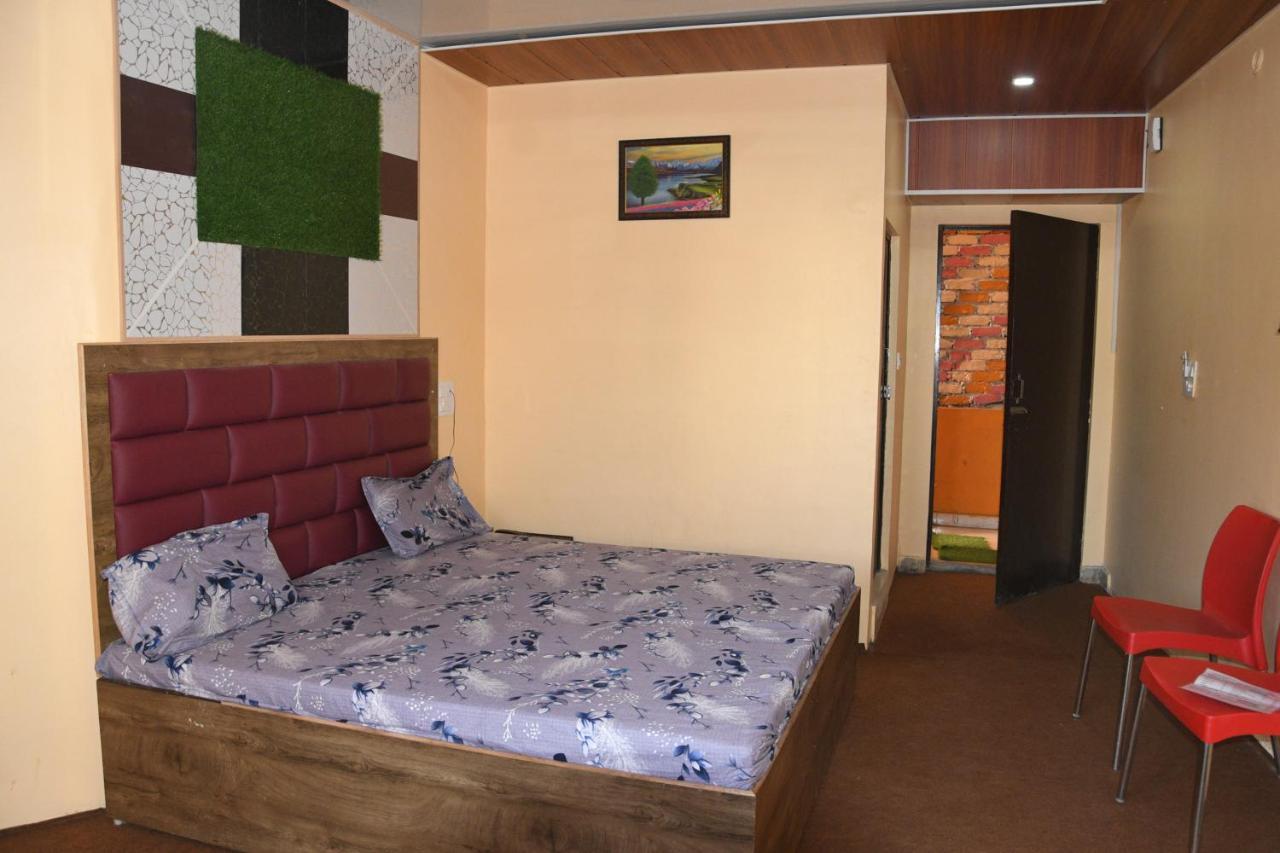 Hotel Mountain View And Rooftop Restaurant Pithoragarh Exterior photo